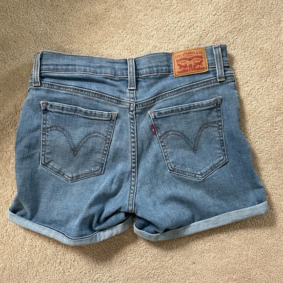 Levi Jean short - Picture 2 of 3